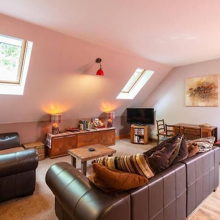 The Beeches Studio, Highlands Of Scotland Newtonmore Eksteriør billede