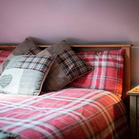 The Beeches Studio, Highlands Of Scotland Newtonmore Eksteriør billede