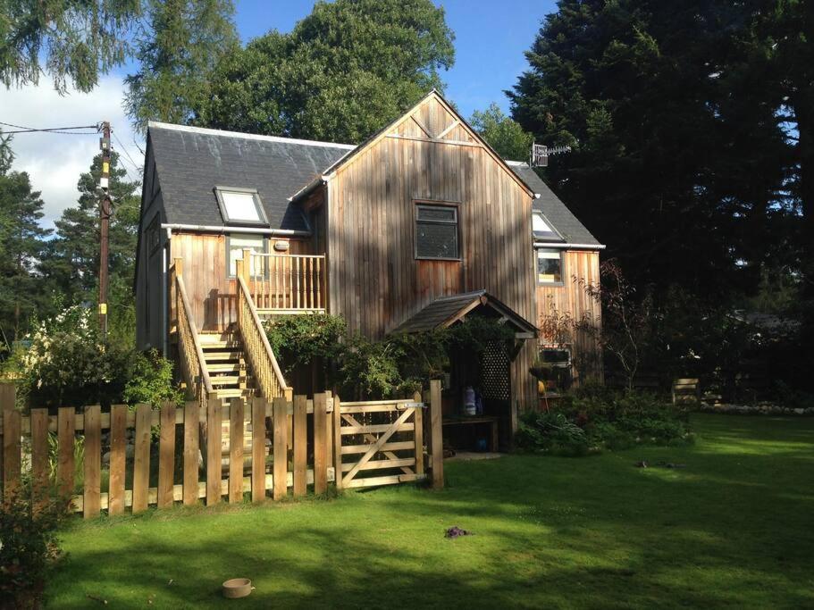The Beeches Studio, Highlands Of Scotland Newtonmore Eksteriør billede