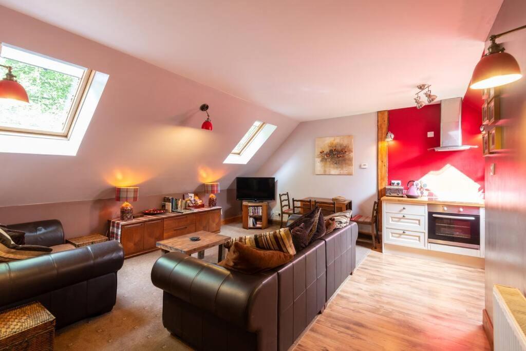 The Beeches Studio, Highlands Of Scotland Newtonmore Eksteriør billede