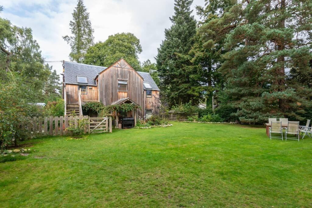 The Beeches Studio, Highlands Of Scotland Newtonmore Eksteriør billede